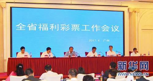 《THR》：刘亦菲作为主角魅力十足，但剧本没有给她足够的深度以及合作的意义